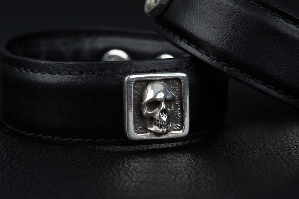 Leather Cuff Bracelet with skulls