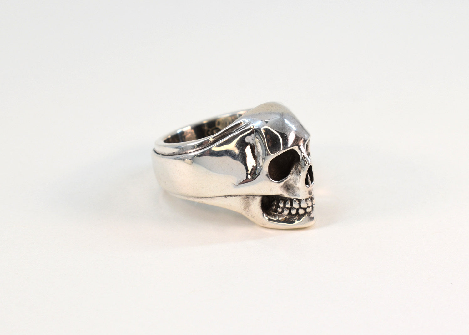 Classic Skull Ring | Handcrafted by Silver Luthier