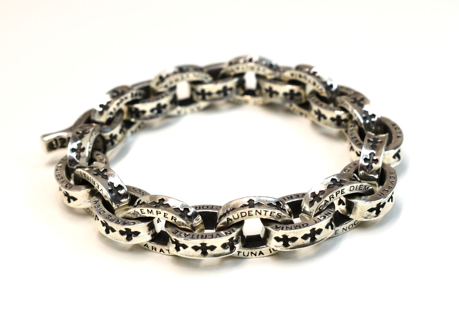 Silver Luthier, Veritas Bracelet 2